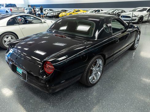 Used 2002 Ford Thunderbird RWD image 5