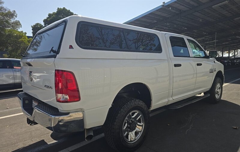 Used 2015 RAM 2500 Tradesman w/ Chrome Appearance Group AWD/4WD image 4