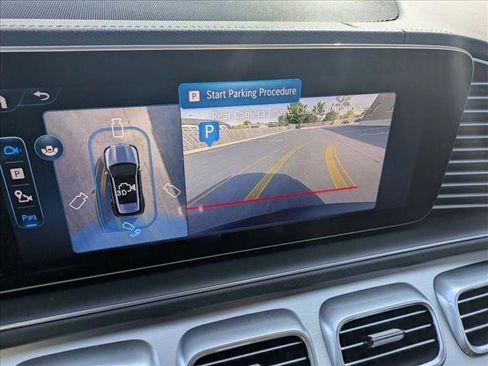 New 2026 Mercedes-Benz GLE 580 4MATIC image 13