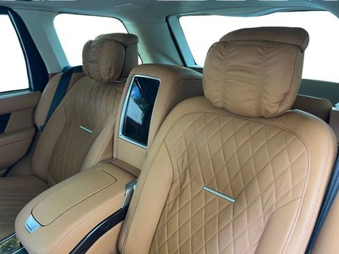 Used 2019 Land Rover Range Rover LWB SV Autobiography image 12