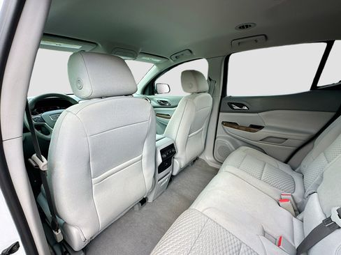 Used 2018 GMC Acadia SLE w/ Driver Alert Package I image 25