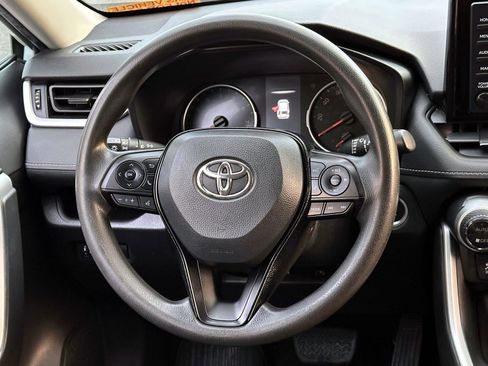 Certified 2021 Toyota RAV4 XLE image 19