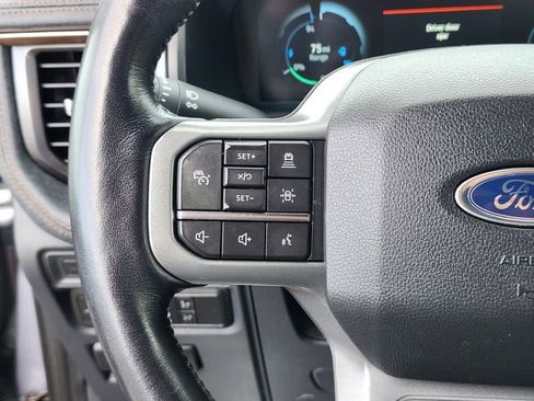 Certified 2022 Ford F150 Lightning Lariat AWD/4WD image 28