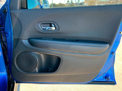 Used 2019 Honda HR-V Sport image 24