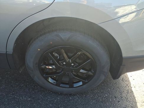 Used 2023 Chevrolet Equinox LT w/ LPO, Floor Liner Package image 20