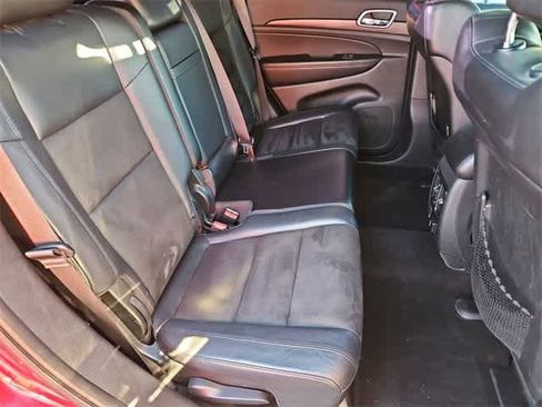 Used 2019 Jeep Grand Cherokee Altitude image 21