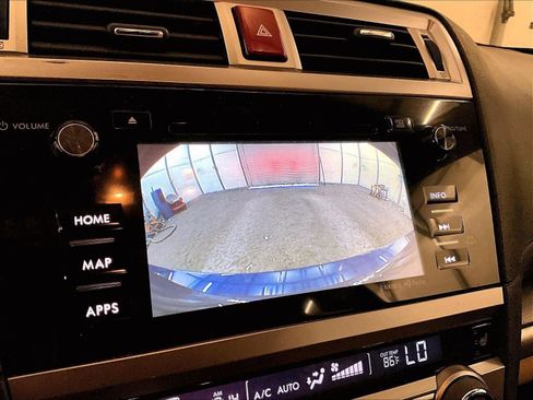 Used 2015 Subaru Legacy 2.5i Limited AWD/4WD image 21