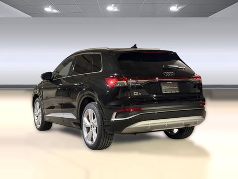 Certified 2023 Audi Q4 e-tron Premium Plus w/ Premium Plus AWD/4WD image 3
