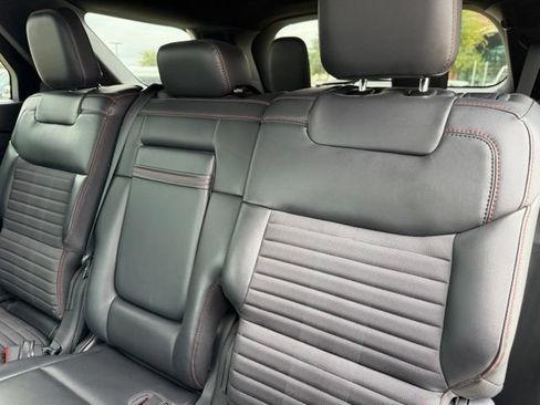 Used 2025 Ford Explorer ST-Line w/ Premium Package RWD image 23