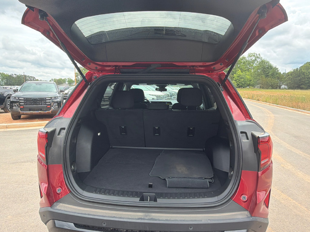 Used 2026 GMC Terrain Elevation w/ Black Edition FWD image 18