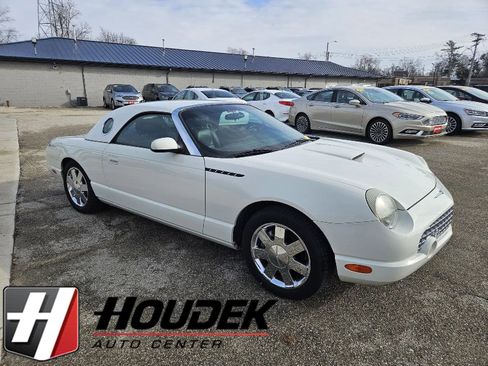 Used 2002 Ford Thunderbird Deluxe image 1