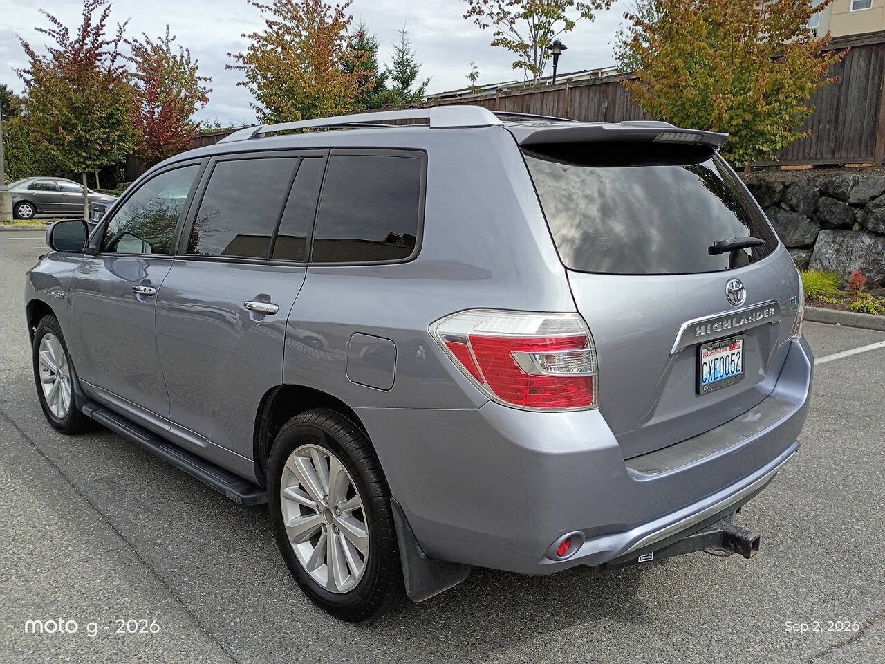 Used 2010 Toyota Highlander 4WD Hybrid image 4