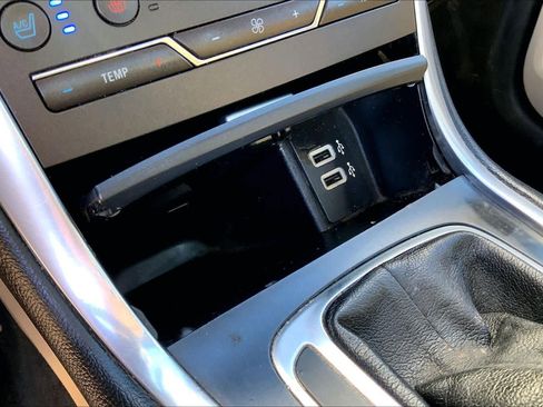 Used 2018 Ford Edge Titanium w/ Equipment Group 301A image 28