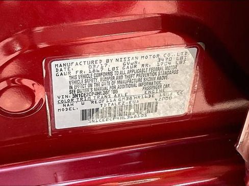 Used 2017 Nissan Versa Note FWD image 32