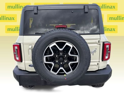 New 2025 Ford Bronco Outer Banks image 14