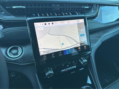 Used 2023 Jeep Grand Cherokee Overland w/ Rear Seat Video Group I image 6