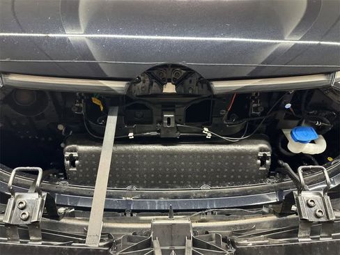 New 2025 Volkswagen ID. Buzz Pro S image 18