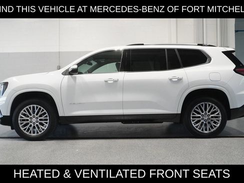 Used 2024 GMC Acadia Denali FWD image 3