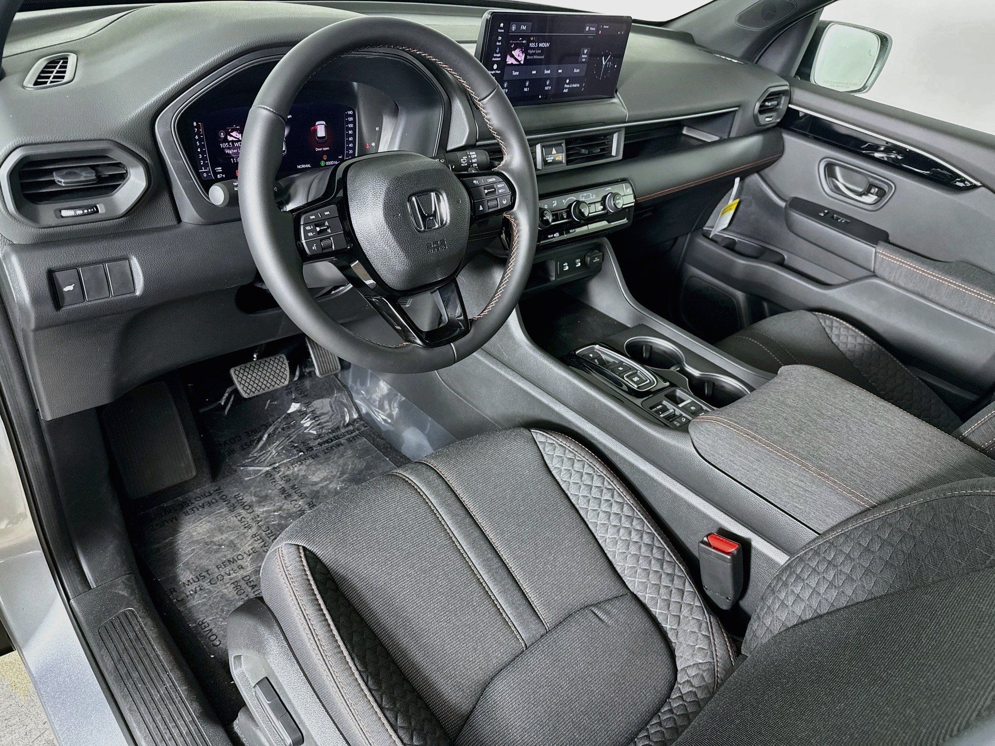New 2026 Honda Pilot Sport image 8