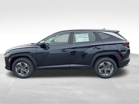 New 2026 Hyundai Tucson Blue SE w/ Tow & Go Package AWD/4WD image 2