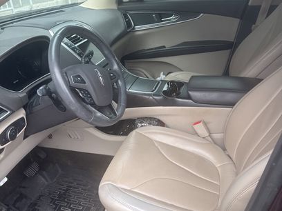 Used 2017 Lincoln MKX Reserve w/ Lincoln MKX Climate Package