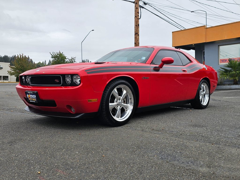 Used 2010 Dodge Challenger R/T RWD image 3