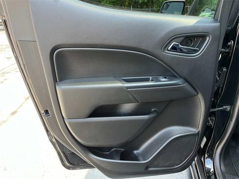 Used 2019 Chevrolet Colorado ZR2 image 19