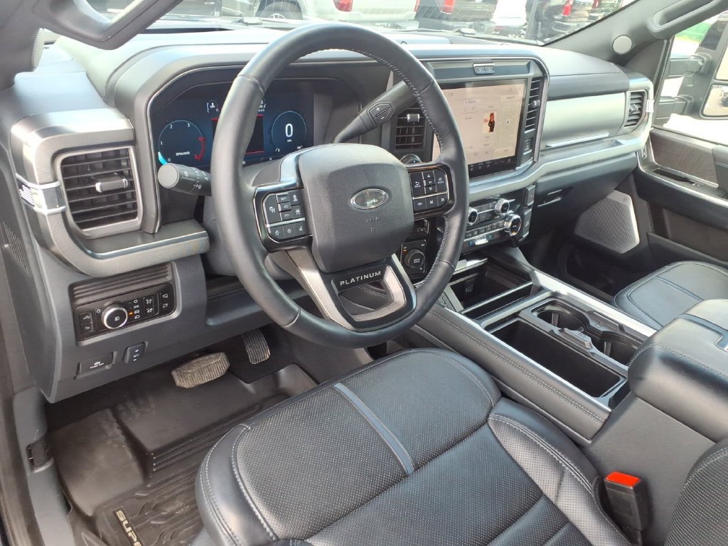 Used 2025 Ford F250 Platinum AWD/4WD image 23