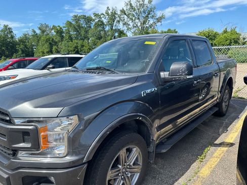 Used 2020 Ford F150 XLT w/ Equipment Group 302A Luxury AWD/4WD image 24