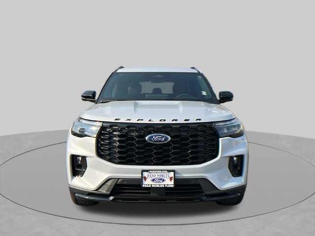 New 2026 Ford Explorer ST-Line w/ ST-Line Street Pack AWD/4WD image 8
