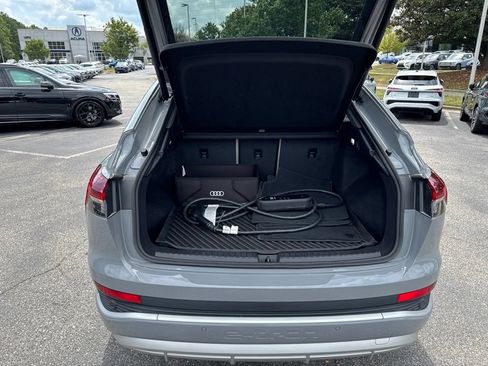 Used 2023 Audi Q4 e-tron Prestige AWD/4WD image 15