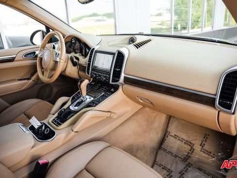 Used 2013 Porsche Cayenne AWD/4WD image 22