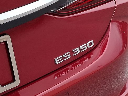 Used 2023 Lexus ES 350 w/ Premium Package image 33