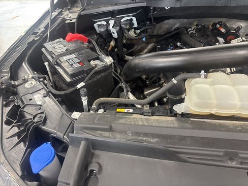 Used 2024 Ford F150 Lariat w/ Equipment Group 502A High image 31