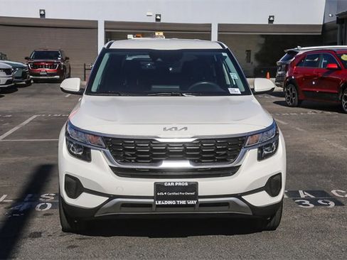 Certified 2023 Kia Seltos LX image 3