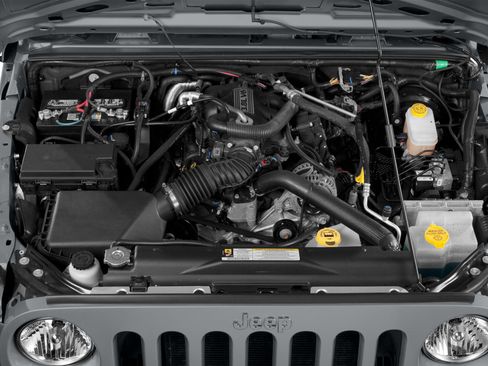 Used 2016 Jeep Wrangler Unlimited Sahara w/ Connectivity Group image 14