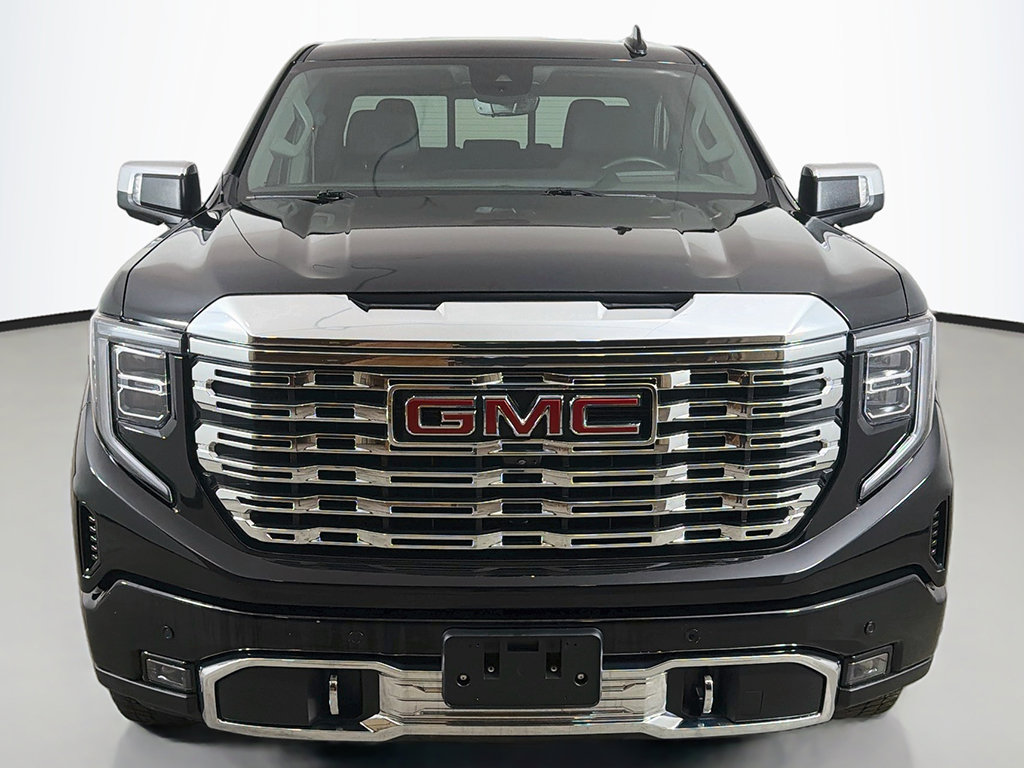 Used 2023 GMC Sierra 1500 Denali w/ Denali Reserve Package AWD/4WD image 12
