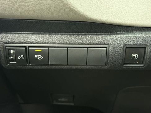 Used 2026 Toyota Corolla LE FWD image 21