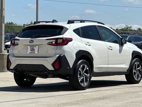Used 2025 Subaru Crosstrek 2.0i Premium AWD/4WD image 3