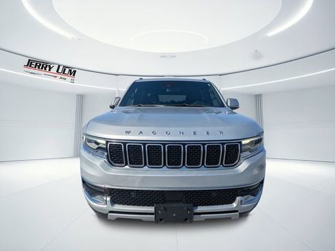 Used 2022 Jeep Wagoneer Series II AWD/4WD image 7