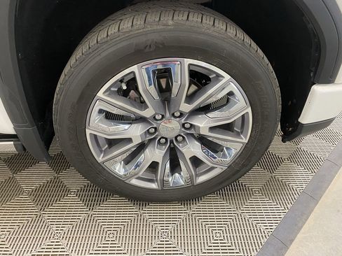 Used 2023 GMC Sierra 1500 Denali w/ Denali Reserve Package image 2