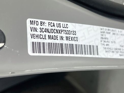 Used 2023 Jeep Compass Limited w/ Elite Group AWD/4WD image 29
