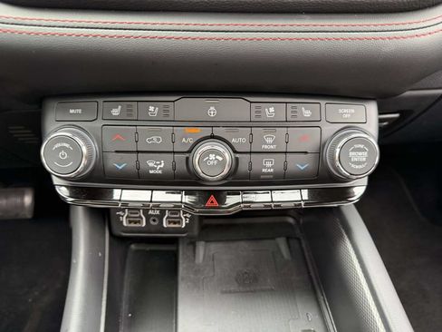 Used 2023 Dodge Durango R/T AWD/4WD image 31