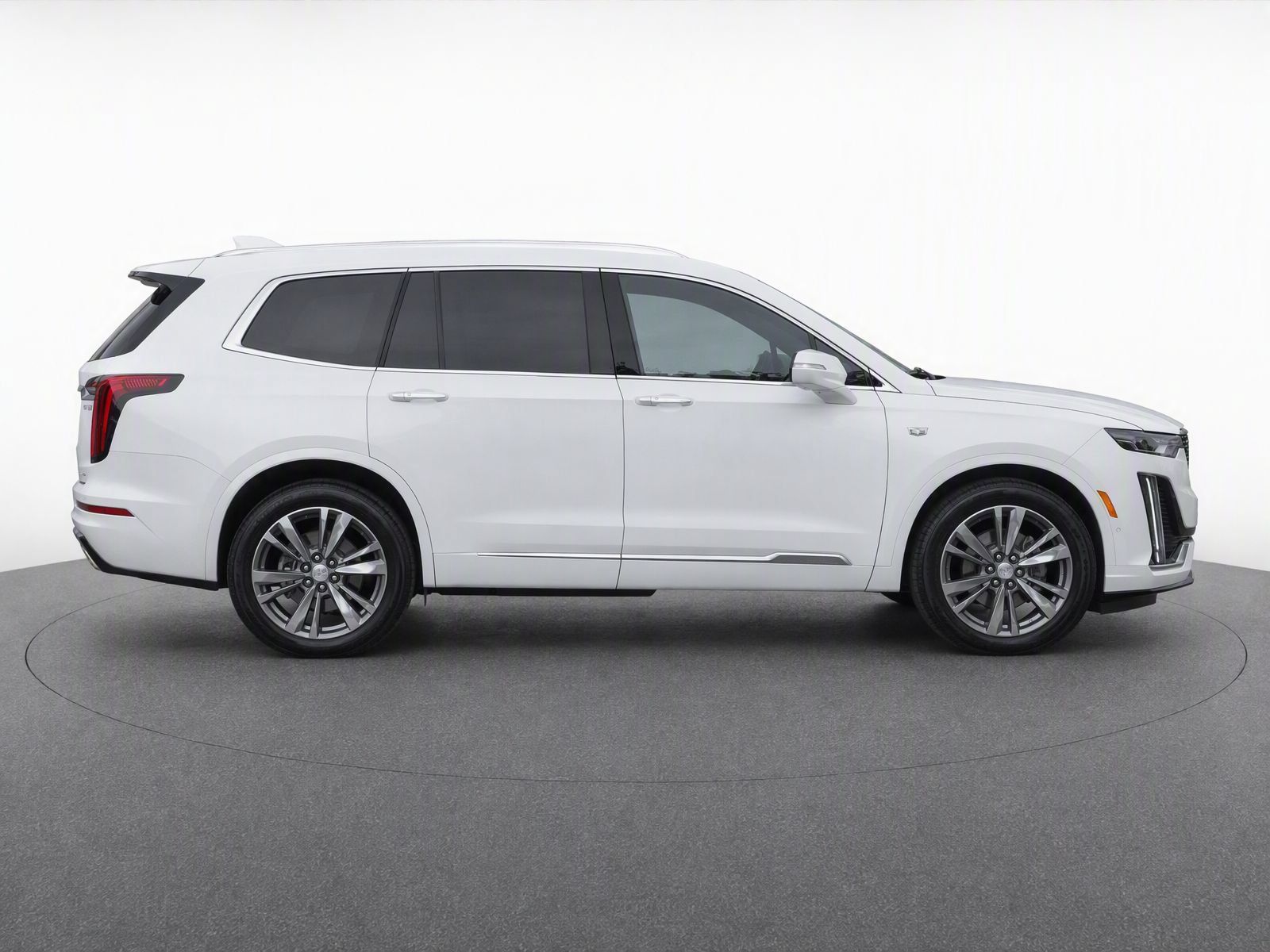 Used 2022 Cadillac XT6 Premium Luxury w/ Technology Package AWD/4WD image 8