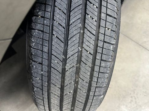 Certified 2024 Chevrolet Equinox LT w/ LPO, Floor Liner Package image 37