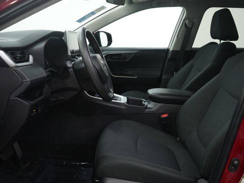 Used 2025 Toyota RAV4 LE image 16