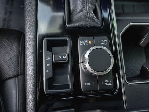 Used 2024 Toyota Tundra Limited image 19