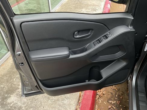 New 2026 Nissan Frontier S AWD/4WD image 11