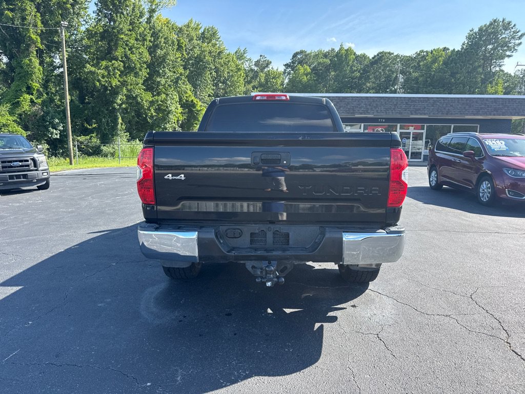 Used 2016 Toyota Tundra SR5 w/ SR5 Upgrade Package RWD image 4