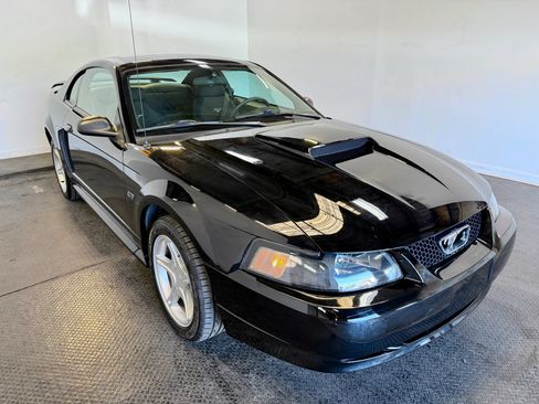 Used 2001 Ford Mustang GT RWD image 4